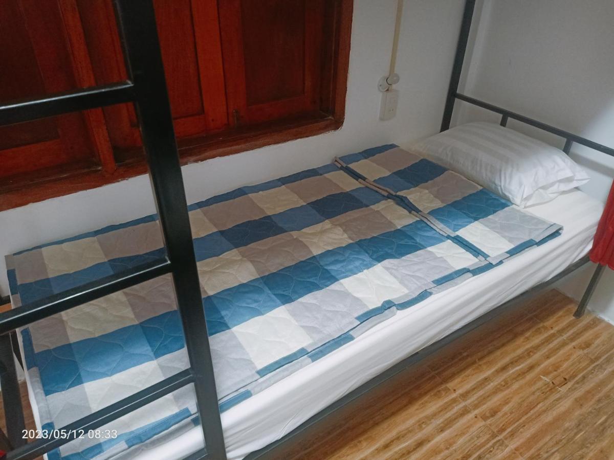 Aurora Backpackers Hostel Luang Prabang Exterior foto